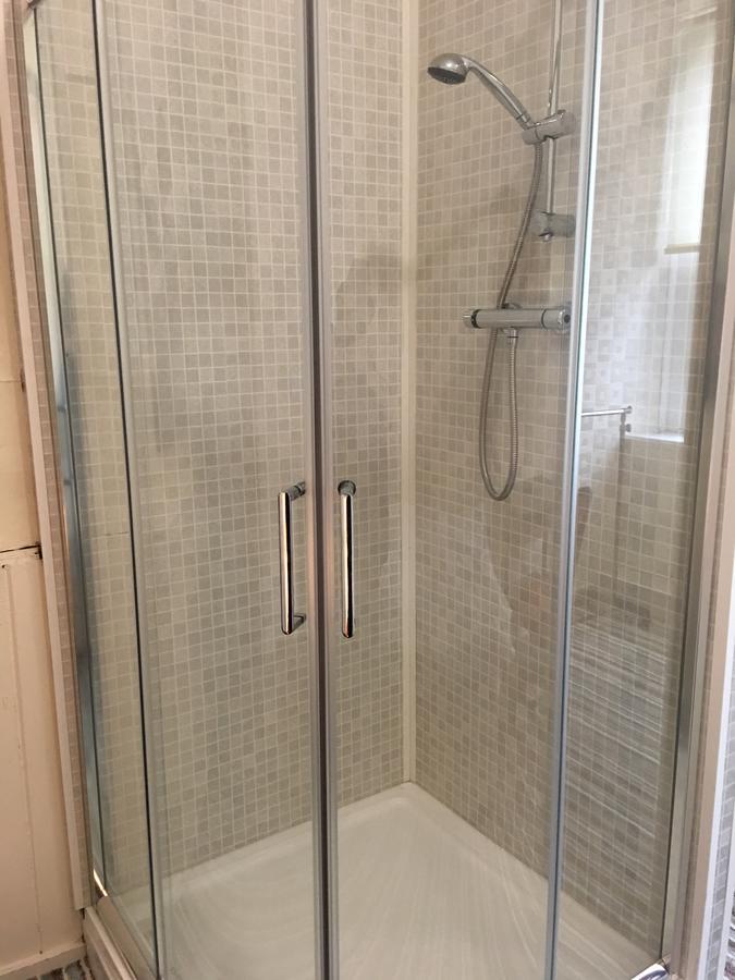 Budget Rooms Crosskeys Newport  Exterior foto